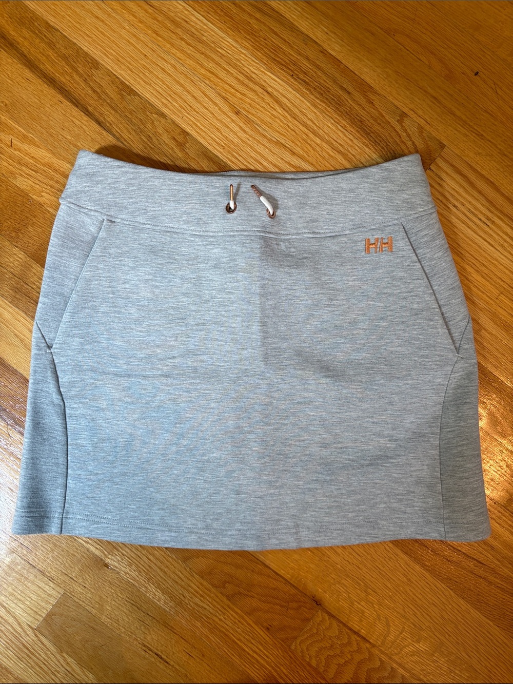 Helly Hansen Heather Gray Active Mini Skirt with Rose Gold Accents